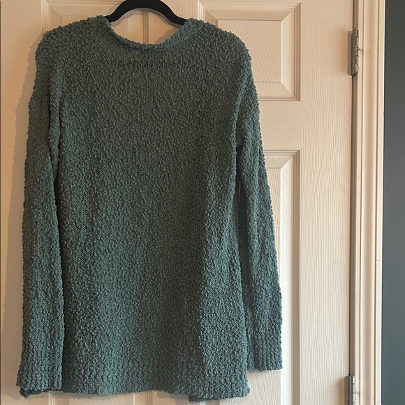 Cozy Aqua Green Textured Women's Sweater - Picture 8 of 13